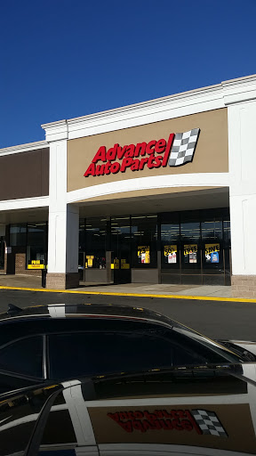 Auto Parts Store «Advance Auto Parts», reviews and photos, 13653 Lee Jackson Memorial Hwy, Chantilly, VA 20151, USA