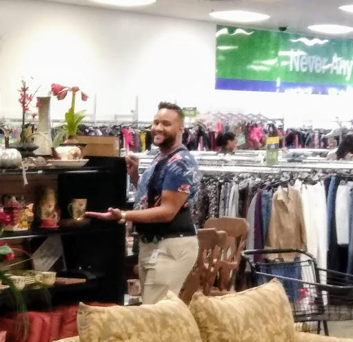 Thrift Store «Goodwill Store & Donation Center», reviews and photos, 28901 S Western Ave, Rancho Palos Verdes, CA 90275, USA