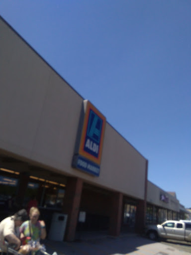 Supermarket «ALDI», reviews and photos, 2317 North Point Blvd, Dundalk, MD 21222, USA