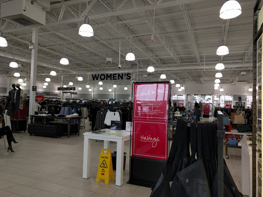 Department Store «Saks OFF 5TH», reviews and photos, 3885 Eagan Outlets Pkwy, Eagan, MN 55122, USA
