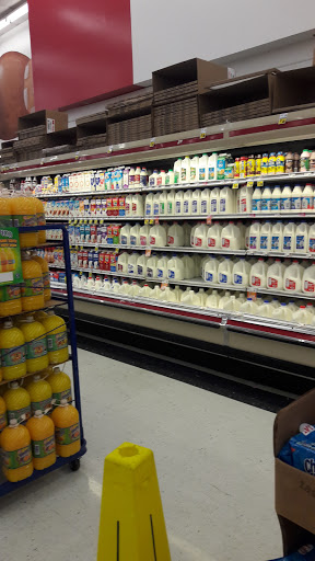 Grocery Store «Fiesta Mart», reviews and photos, 611 W Jefferson Blvd, Dallas, TX 75208, USA