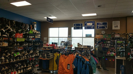 Sporting Goods Store «Play It Again Sports & Hockey», reviews and photos, 16929 WA-99 #110, Lynnwood, WA 98037, USA