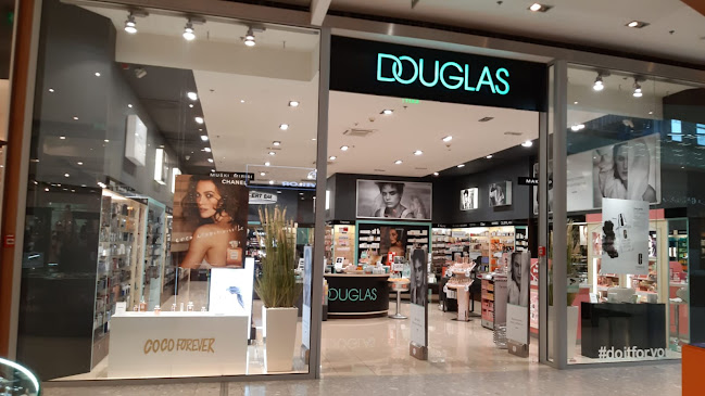 Douglas parfumerija Garden Mall