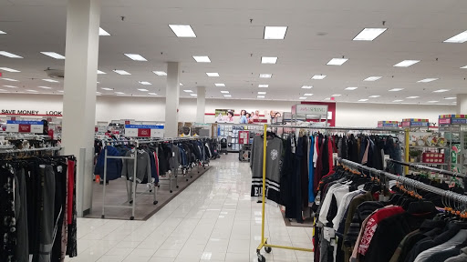 Clothing Store «Burlington Coat Factory», reviews and photos, 271 Cottage Grove Rd, Bloomfield, CT 06002, USA