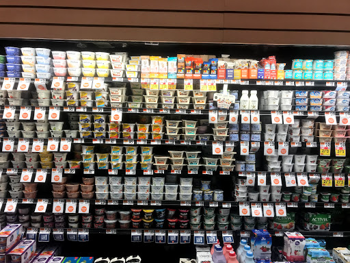 Grocery Store «Stop & Shop», reviews and photos, 213-15 26th Ave, Bayside, NY 11360, USA