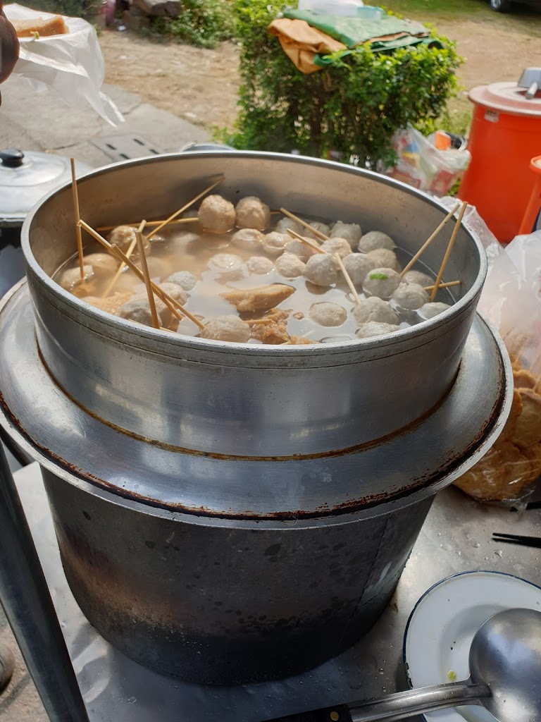 路邊黑輪攤 的照片