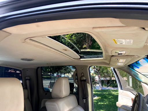 Ninoos Auto Glass image
