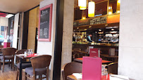 Atmosphère du Restaurant Le Relais de l'Hôtel de Ville à Paris - n°6