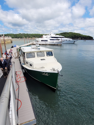 Sightseeing Tour Agency «Lulu Lobster Boat Ride», reviews and photos, 55 West St, Bar Harbor, ME 04609, USA