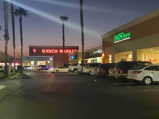 Variety Store «Daiso Japan», reviews and photos, 673 N Euclid St, Anaheim, CA 92801, USA