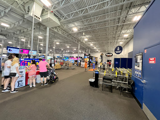 Electronics Store «Best Buy», reviews and photos, 1620 W Osceola Pkwy, Kissimmee, FL 34741, USA