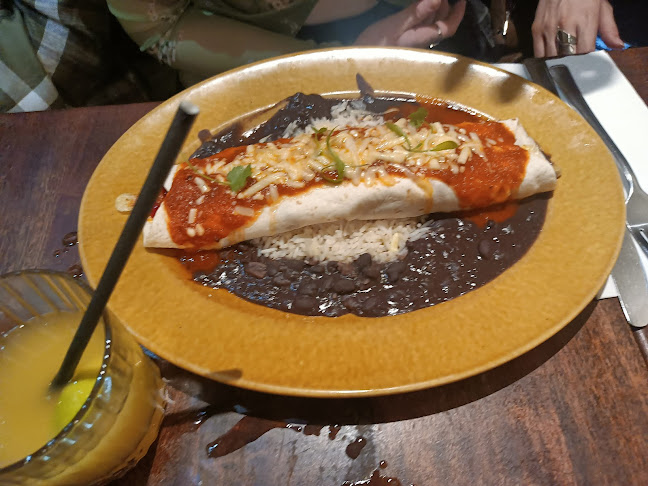 Comments and reviews of Las Iguanas - Leicester