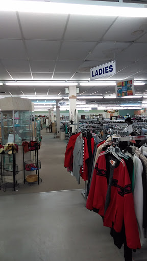 Crystal River Super Thrift Store, 820 S Suncoast Blvd, Homosassa, FL 34448, USA, 