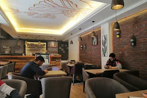BREWHOLIC CAFE image