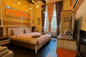 Boutique Guest House Yes For You image