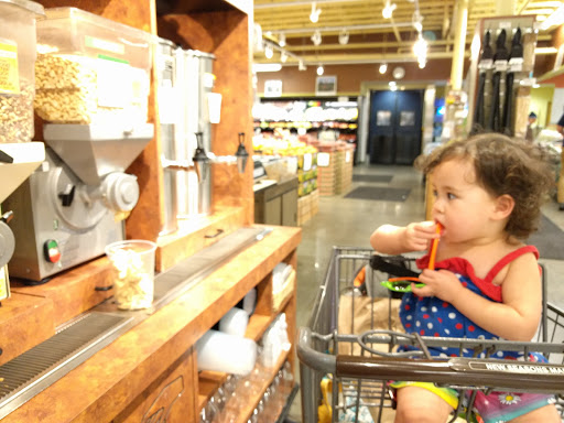 Grocery Store «New Seasons Market Seven Corners», reviews and photos, 1954 SE Division St, Portland, OR 97202, USA