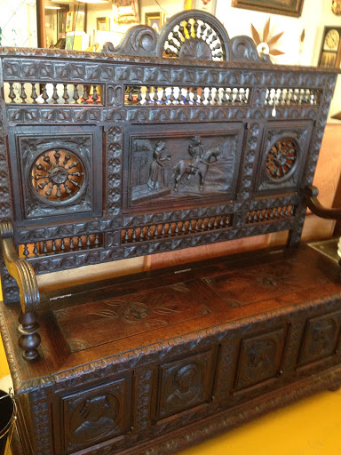 Furniture Store «San Antonio Furniture Finders», reviews and photos, 617 Fredericksburg Rd, San Antonio, TX 78201, USA