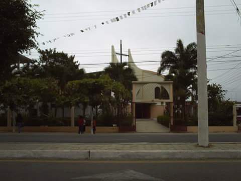 Iglesia Católica San Pedro Apóstol - Iglesia