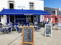 Photos du propriétaire du Restaurant Café et Pub de la Jetée à Groix - n°9