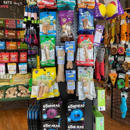Pet Supply Store «EarthWise Pet Supply», reviews and photos, 11328 Montgomery Rd, Cincinnati, OH 45249, USA