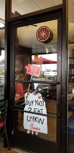 Fast Food Restaurant «Chick-fil-A», reviews and photos, 3403 Halls Ferry Rd, Vicksburg, MS 39180, USA