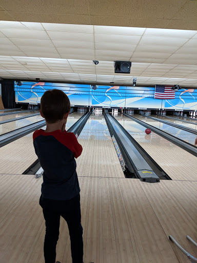 Bowling Alley «Mountain View Lanes», reviews and photos, 150 E Reservoir Rd, Woodstock, VA 22664, USA