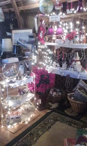 Flea Market «The Douglas Flea Market», reviews and photos, 436 NE Main St, Douglas, MA 01516, USA