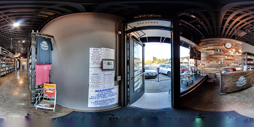 Liquor Store «Lower G Spirits and Cigars», reviews and photos, 3609 Greenville Ave, Dallas, TX 75206, USA