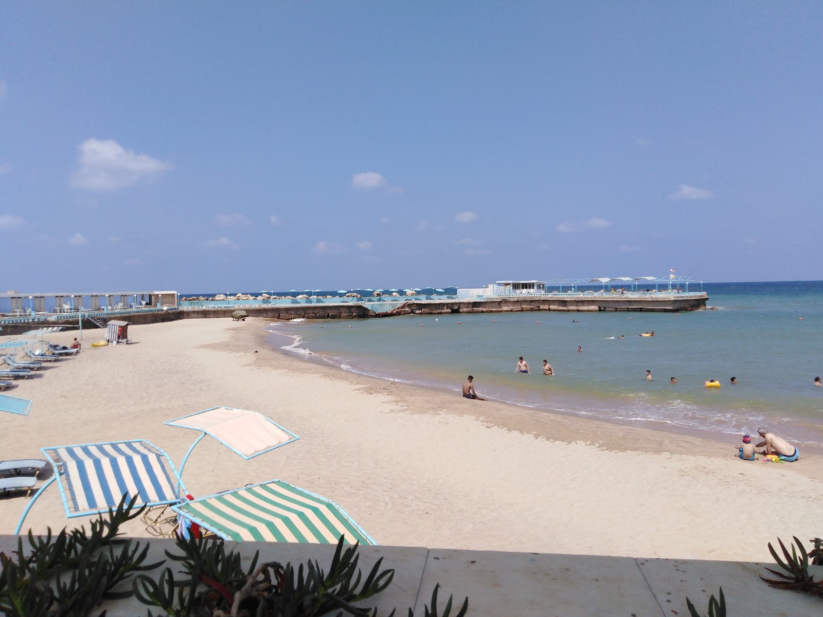 Foto van Villamar Beach met turquoise water oppervlakte