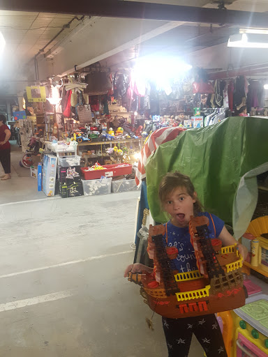 Flea Market «Southcoast Flea Market», reviews and photos, 251 Brook St, New Bedford, MA 02745, USA