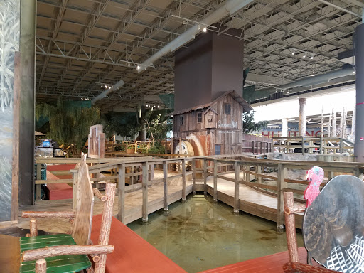 Sporting Goods Store «Bass Pro Shops», reviews and photos, 951 E Lewis and Clark Pkwy, Clarksville, IN 47129, USA