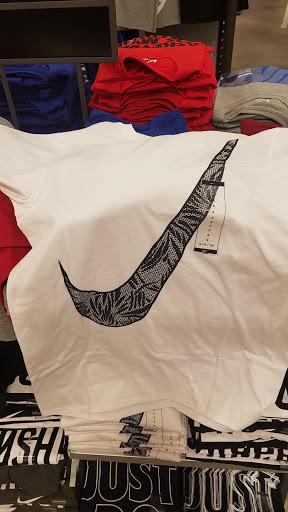 Clothing Store «Nike Factory Store», reviews and photos, 10801 Corkscrew Rd D-177, Estero, FL 33928, USA