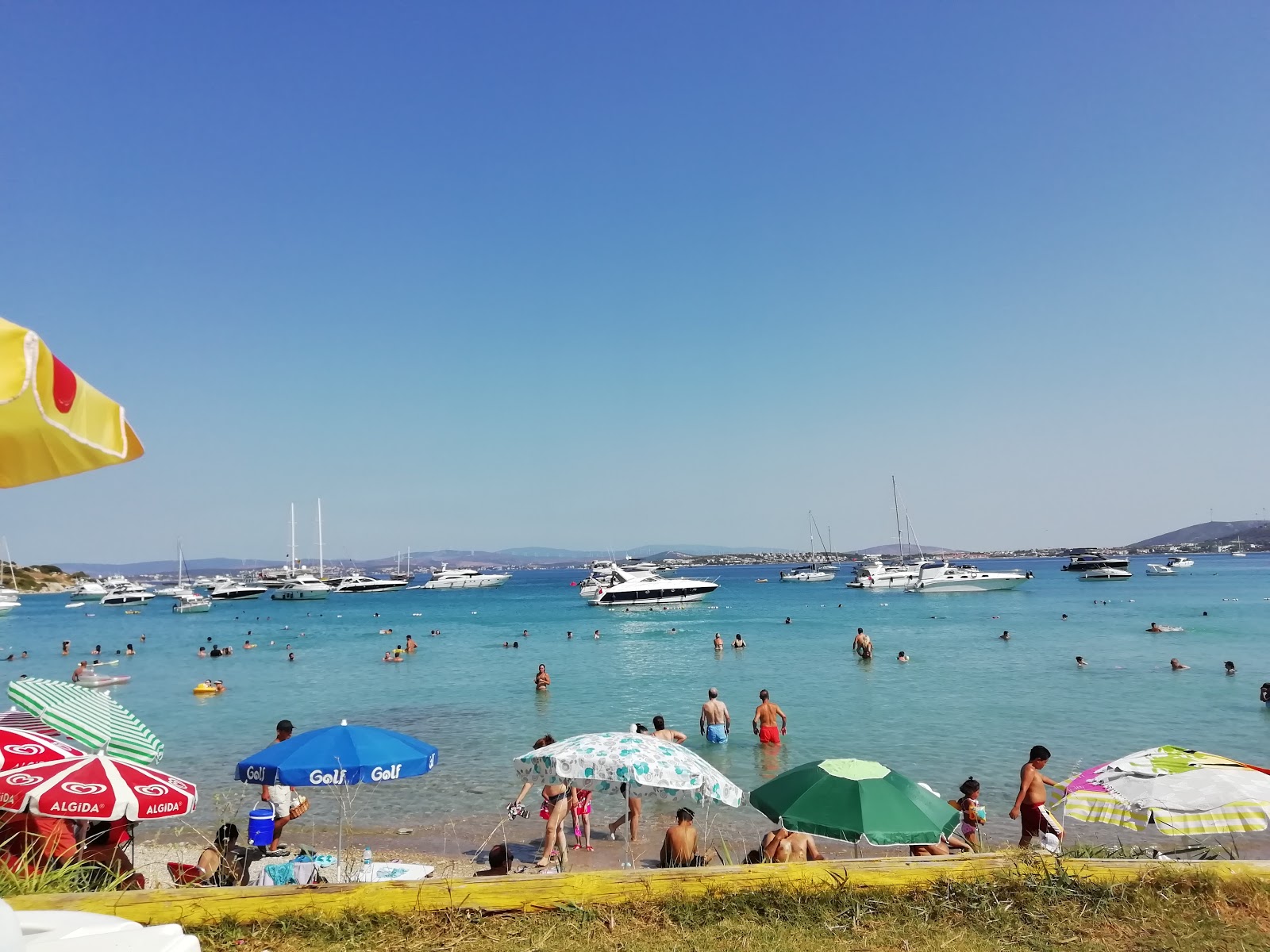Sera Beach'in fotoğrafı doğal alan içinde bulunmaktadır