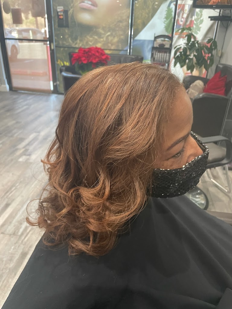 SALON DOMINICANO 91352