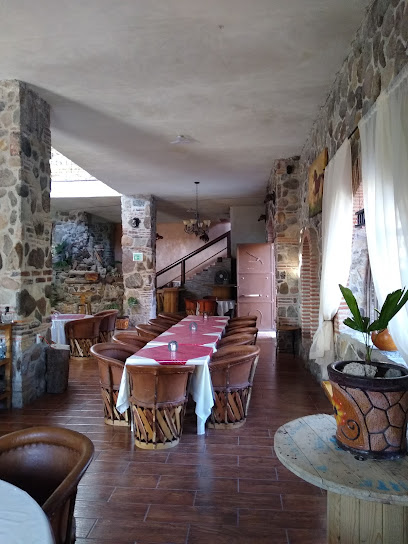 Restaurant Bar Los Potros - Iztacíhuatl, 99750 Tepechitlán, Zac., Mexico