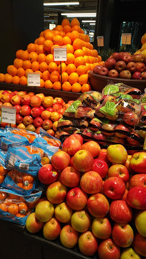 Natural Foods Store «PCC Natural Markets - Greenlake Village», reviews and photos, 450 NE 71st St, Seattle, WA 98115, USA