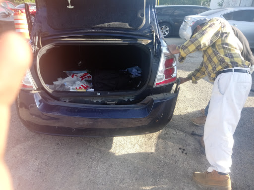 Car Dealer «MAKKA AUTO SALES», reviews and photos, 2105 Royal Ln, Dallas, TX 75229, USA