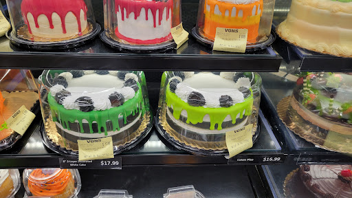 Grocery Store «Vons», reviews and photos, 1440 W 25th St, San Pedro, CA 90732, USA