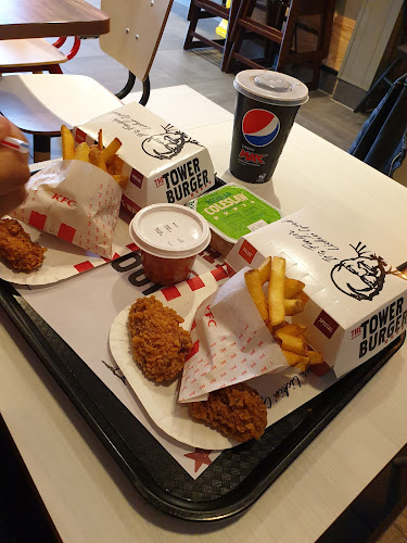 Comments and reviews of KFC Preston - Deepdale Shopping Park