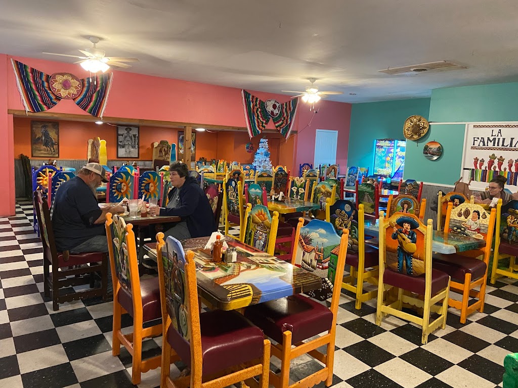 La Famila Mexican Restaurant 64755