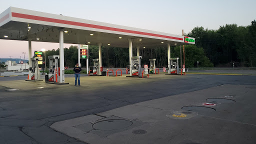 Convenience Store «Mirabito Convenience Store», reviews and photos, 715 Court St, Binghamton, NY 13904, USA