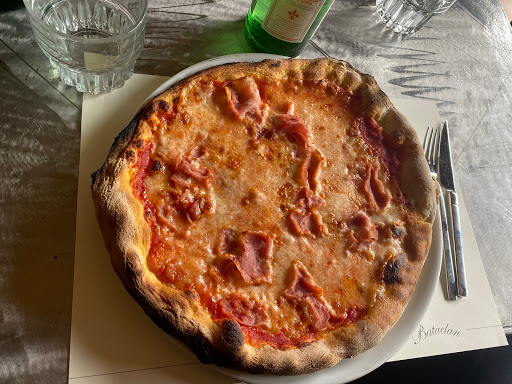 Bataclan Restaurant Pizza & Music in Aosta, Valle dAosta