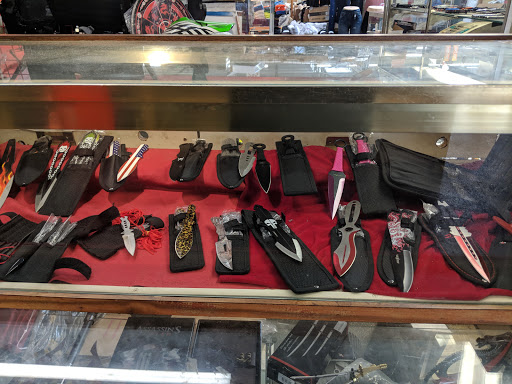 Flea Market «Swap-O-Rama Flea Markets», reviews and photos, 4350 W 129th St, Alsip, IL 60803, USA