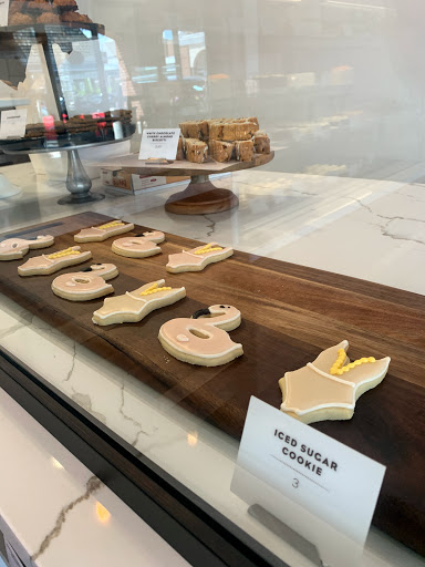 Shopping Mall «The Village», reviews and photos, 6920 Mission Rd, Prairie Village, KS 66208, USA