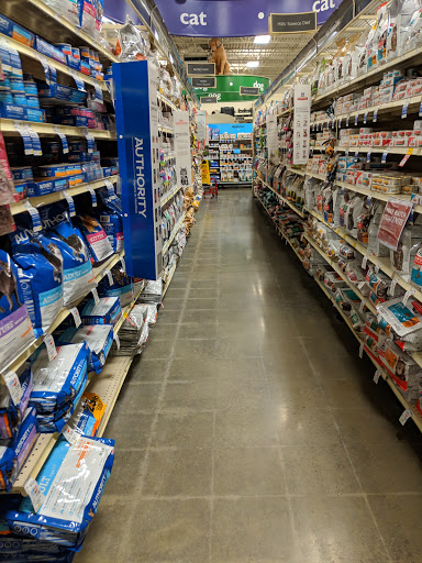 Pet Supply Store «PetSmart», reviews and photos, 170 Marketplace Blvd, Hamilton Township, NJ 08691, USA