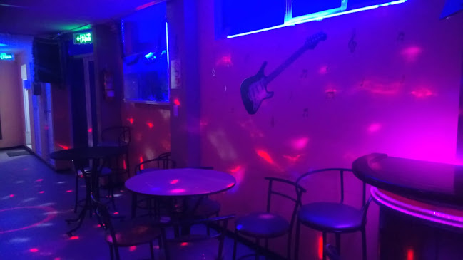 Bar Karaoke DAVAXI - Riobamba