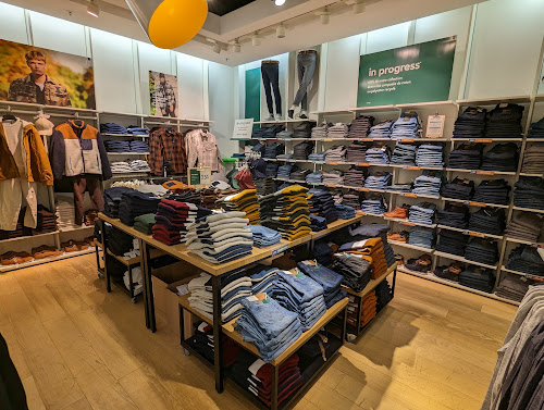 Magasin de vêtements pour hommes Jules Blagnac Blagnac