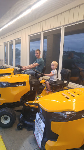 Home Improvement Store «Tractor Supply Co.», reviews and photos, 4724 Penn Ave a, Reading, PA 19608, USA