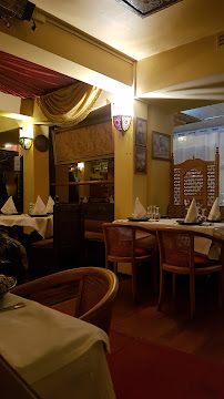Atmosphère du Restaurant marocain Le Caroubier à Paris - n°4