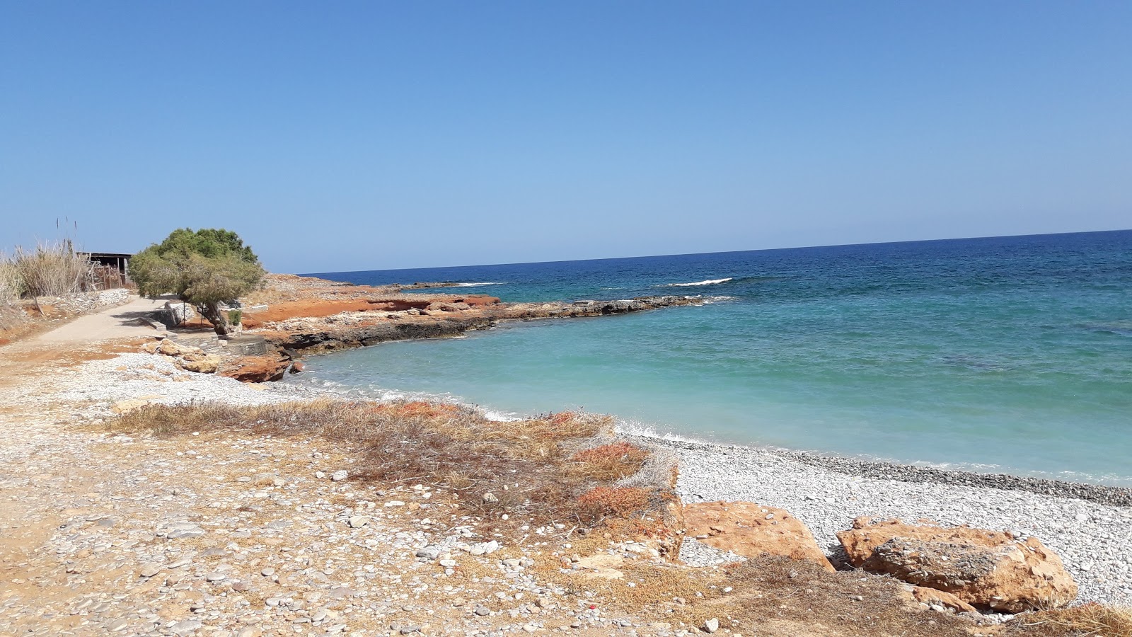 Photo of Agios Antonios with straight shore